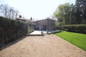 Photo 19- click for photo gallery